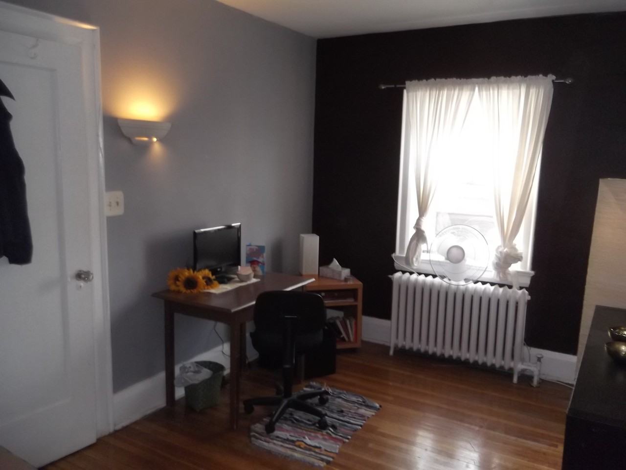 7 Castlefield Ave - Photo 3 of 10