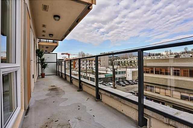 317 Bewicke Ave - Photo 2 of 4