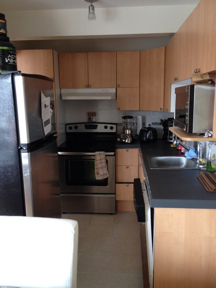 560 Rue Verschelden #4 - Photo 3 of 6