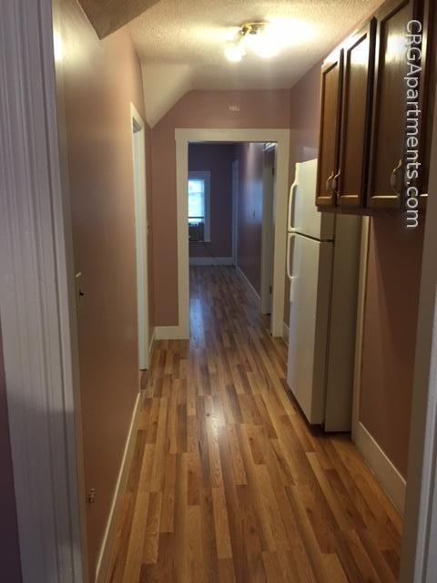 418 S 3rd St 3 - Photo 2 of 6