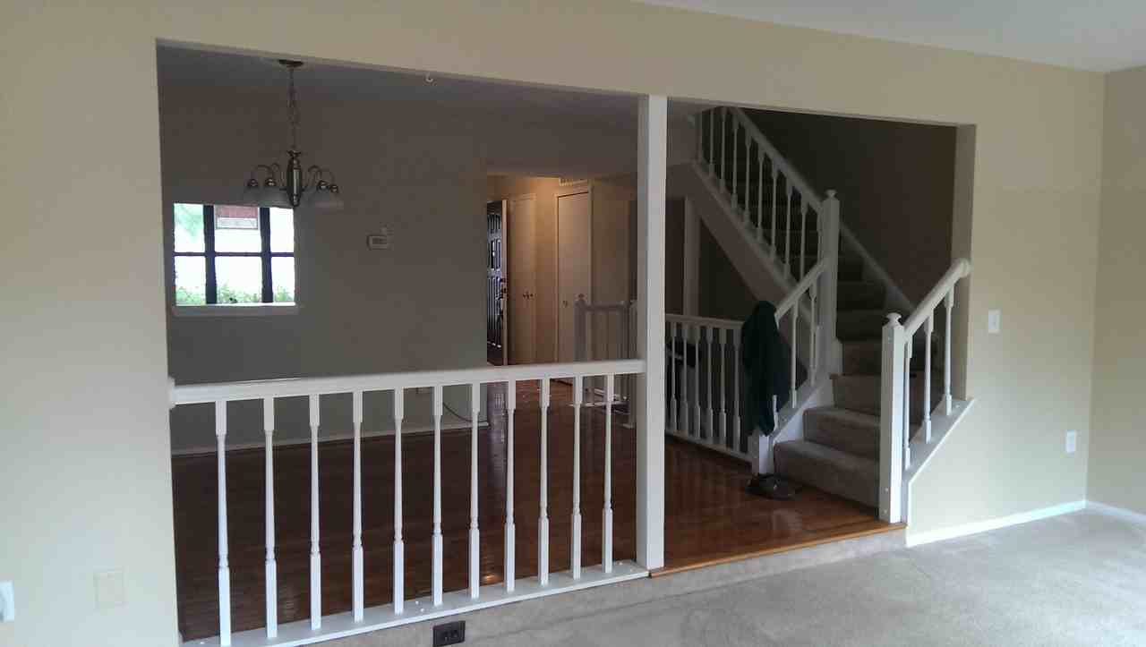 24 Lyndhurst Ct - Photo 2 of 9