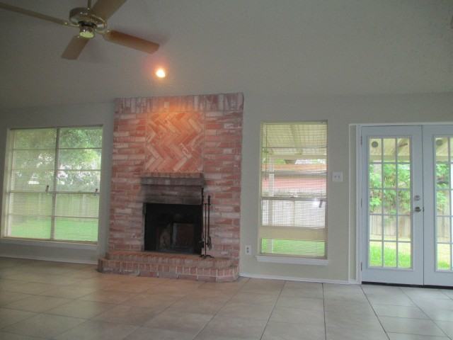 4811 E Laureldale Dr - Photo 2 of 12