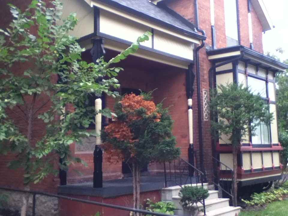 140 Park Ave - Photo 2 of 17