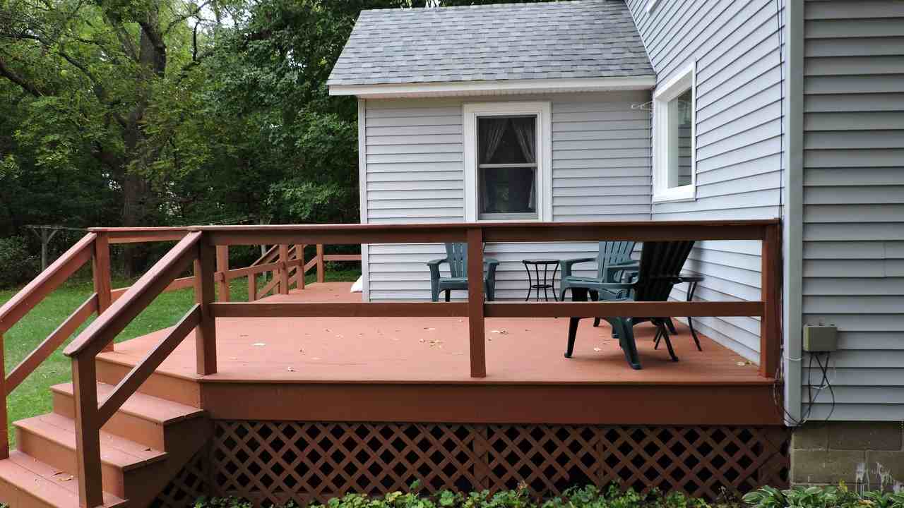 6527 Clearbrook Dr - Photo 3 of 15