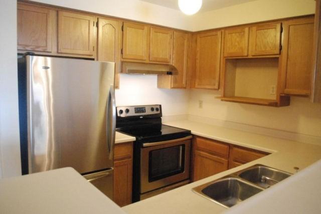 182 D'Arcy St - Photo 2 of 9