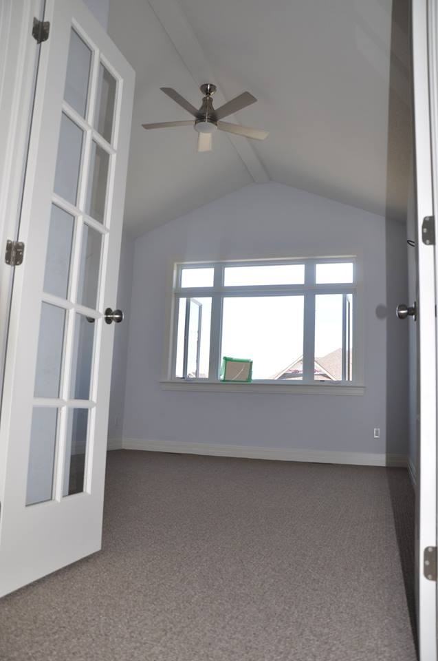 170 West Ridge Dr - Photo 3 of 12