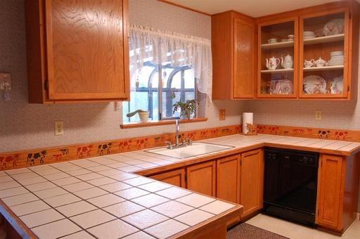 17410 Hooker Creek Rd - Photo 3 of 7