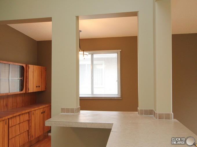 6229 36 Ave NW MAINFL - Photo 2 of 6