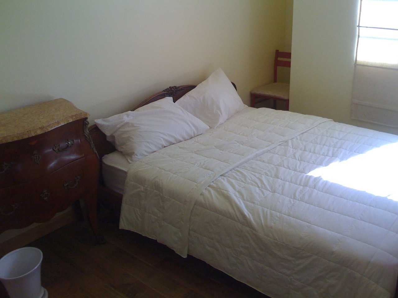 1821 Kemper St - Photo 2 of 12