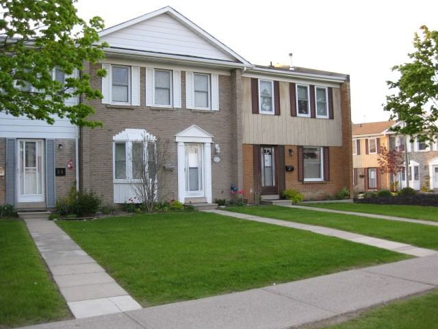 1020 Central Park Dr - Photo 2 of 23