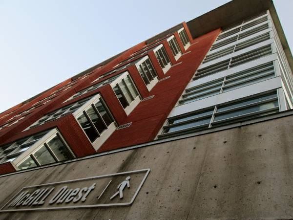 630 Rue William #611