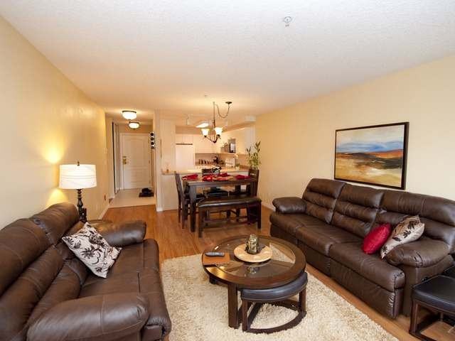 712 Sahali Terrace - Photo 2 of 5