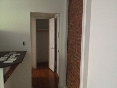 11226 E 21st St #1E - Photo 3 of 4