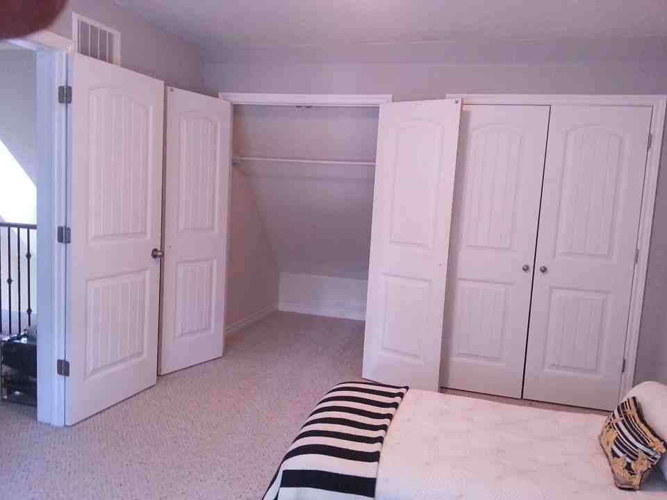 20 Parkwood Dr - Photo 3 of 5