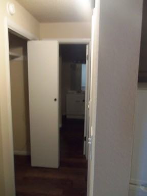 510 E Harrison St - Photo 3 of 5