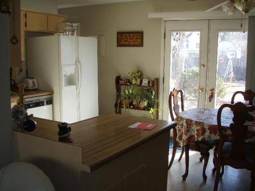 1223 Rainier Dr - Photo 2 of 4