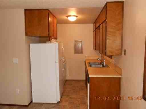 1315 10th Ave SE - Photo 2 of 10