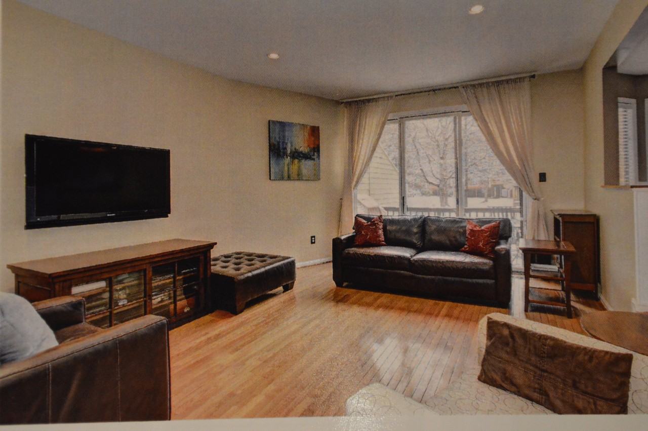 5181 Columbia Rd - Photo 3 of 8