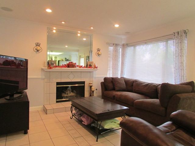 23347 Preston Way - Photo 3 of 7