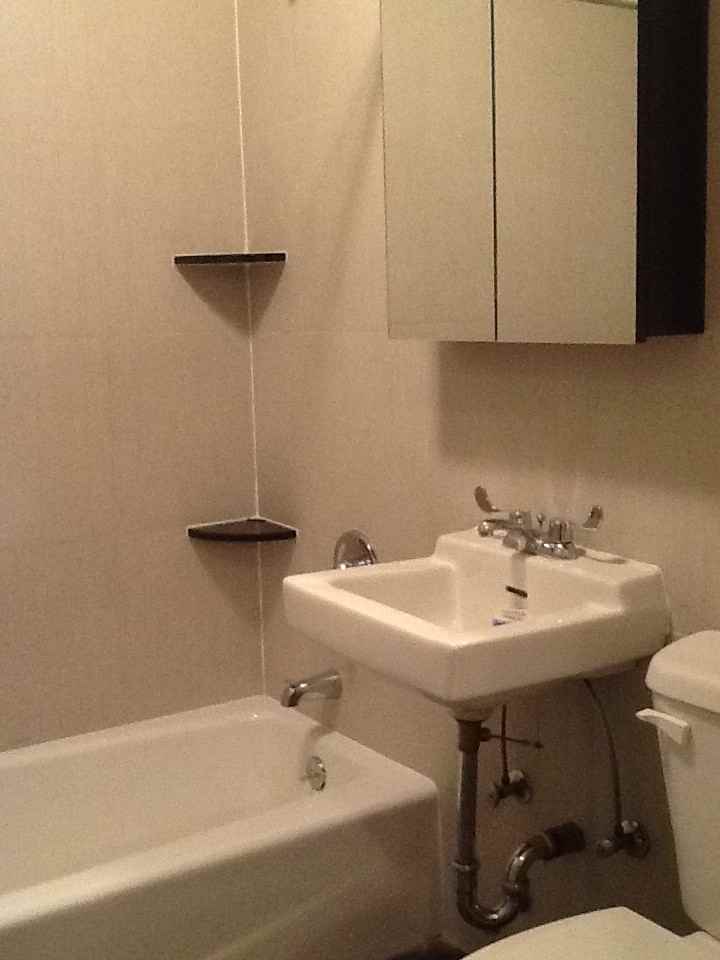 23 Grand St S 1BS - Photo 3 of 5