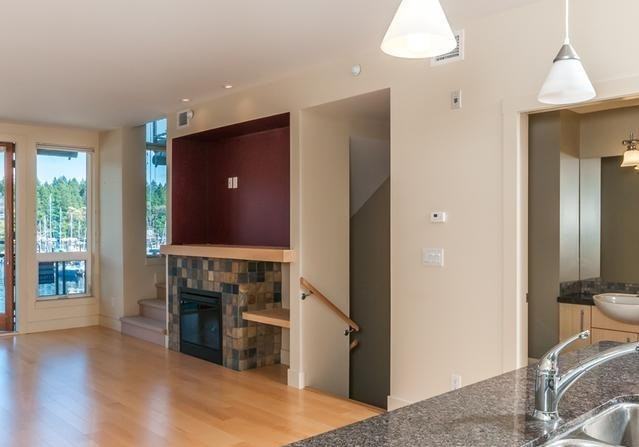 29 Cypress St - Photo 2 of 5