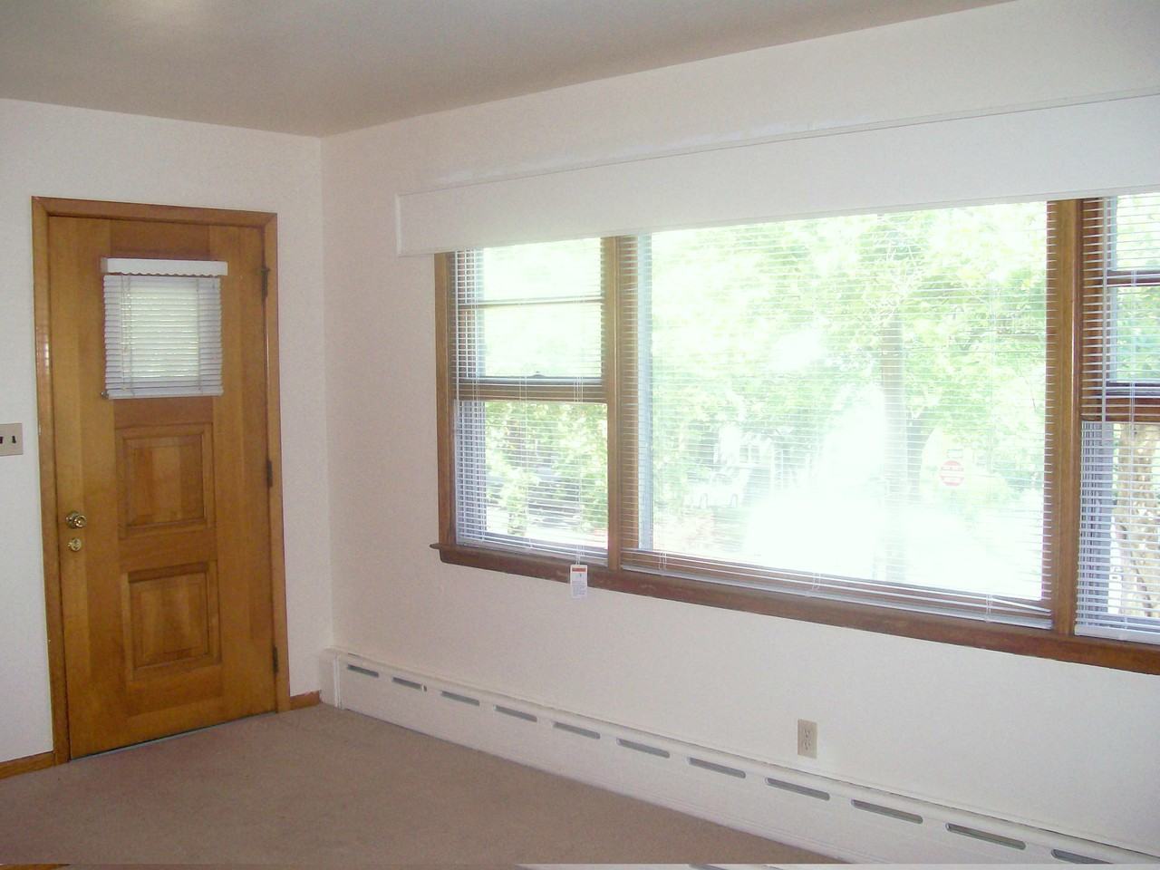 330 Castleton Ave #1 - Photo 2 of 5