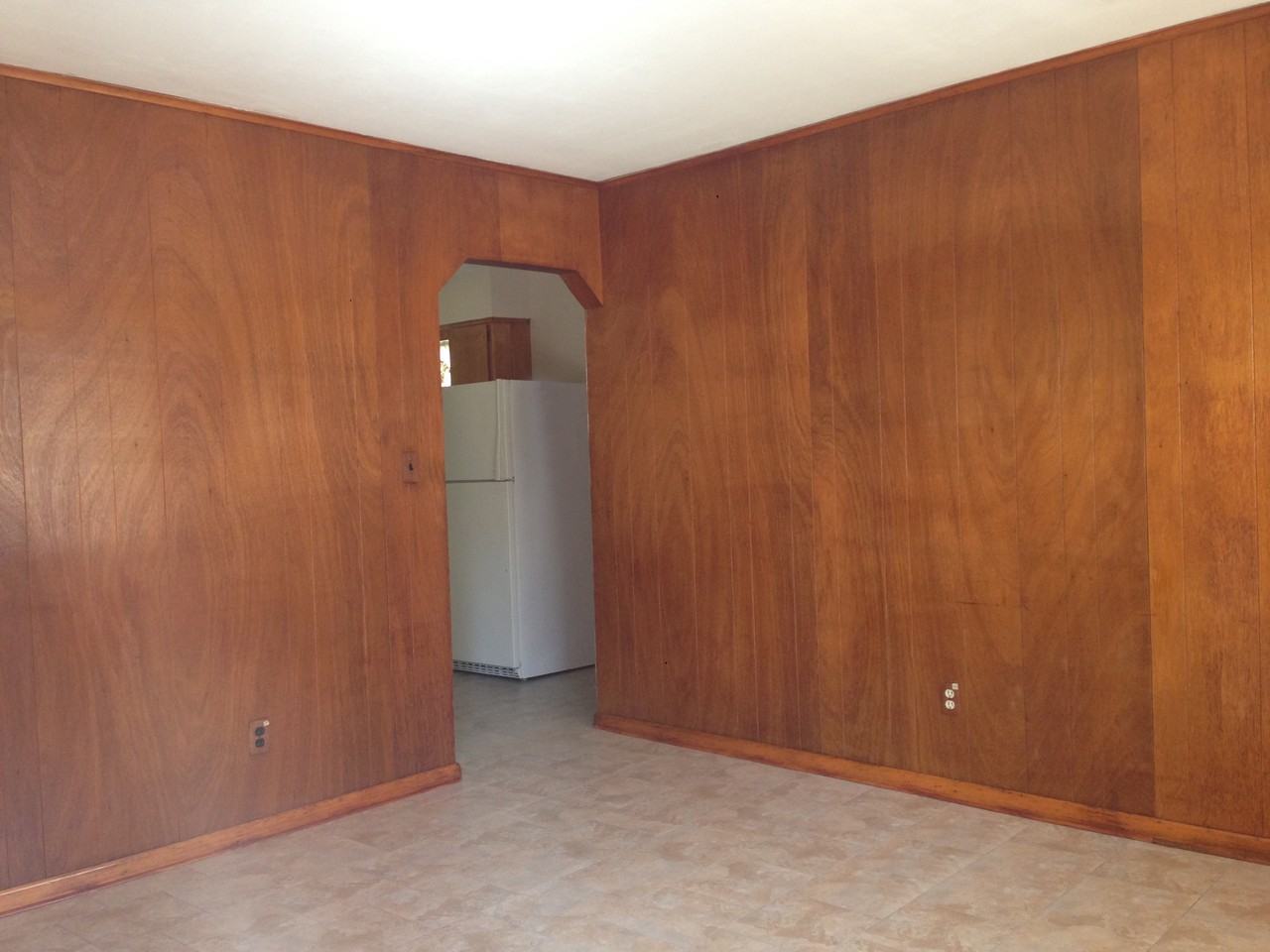 330 Castleton Ave #1 - Photo 3 of 5