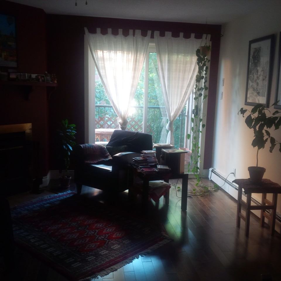 233 Mart Cir - Photo 3 of 4