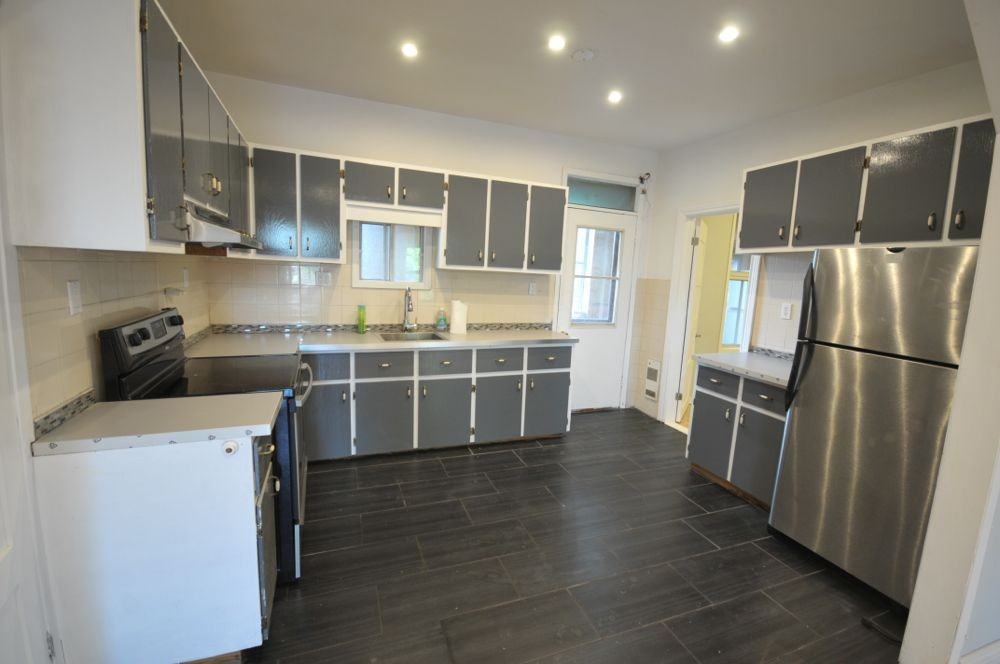 3618 Rue Colonial - Photo 2 of 19