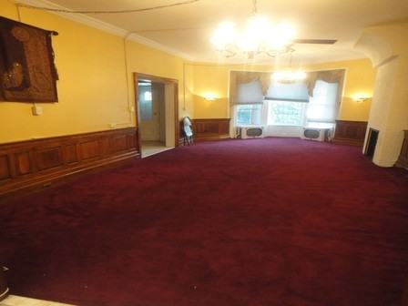 453 50th St - Photo 3 of 11