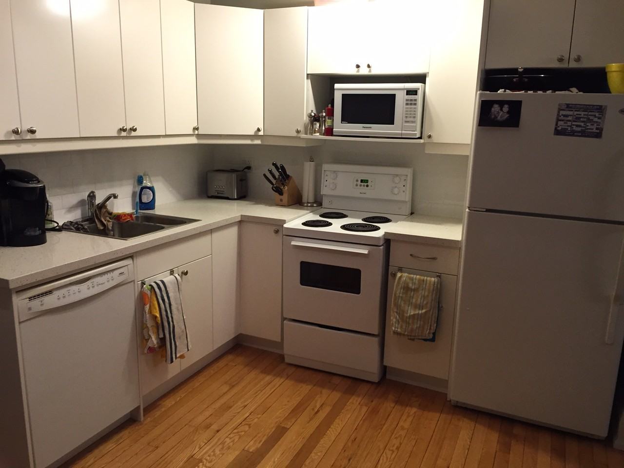 100 Glenlake Ave #2W - Photo 2 of 11