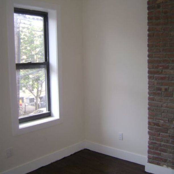 436 Bleecker St - Photo 3 of 3