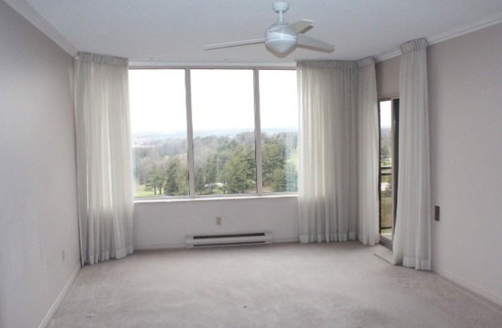 1402 King St W - Photo 2 of 4