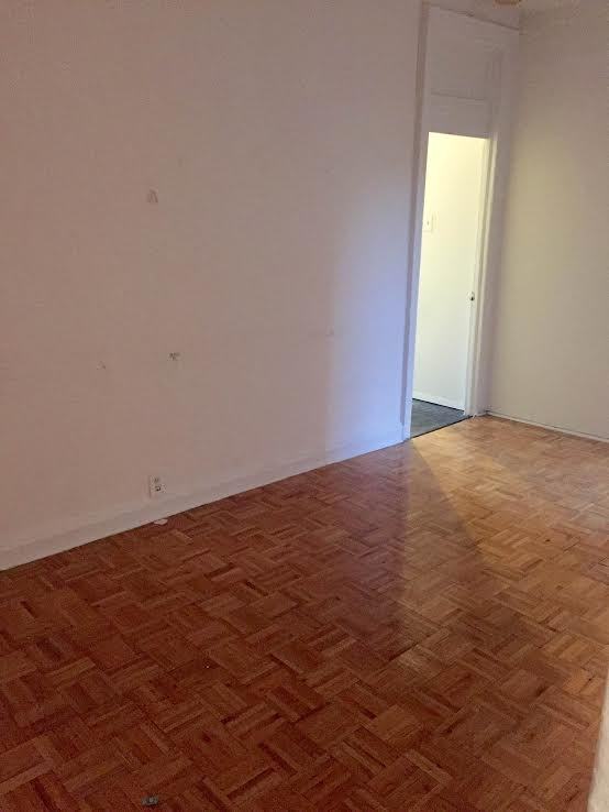 1555 3rd Ave - Photo 3 of 4