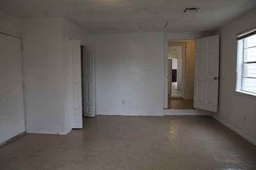 1905 NW 40th St - Photo 3 of 4