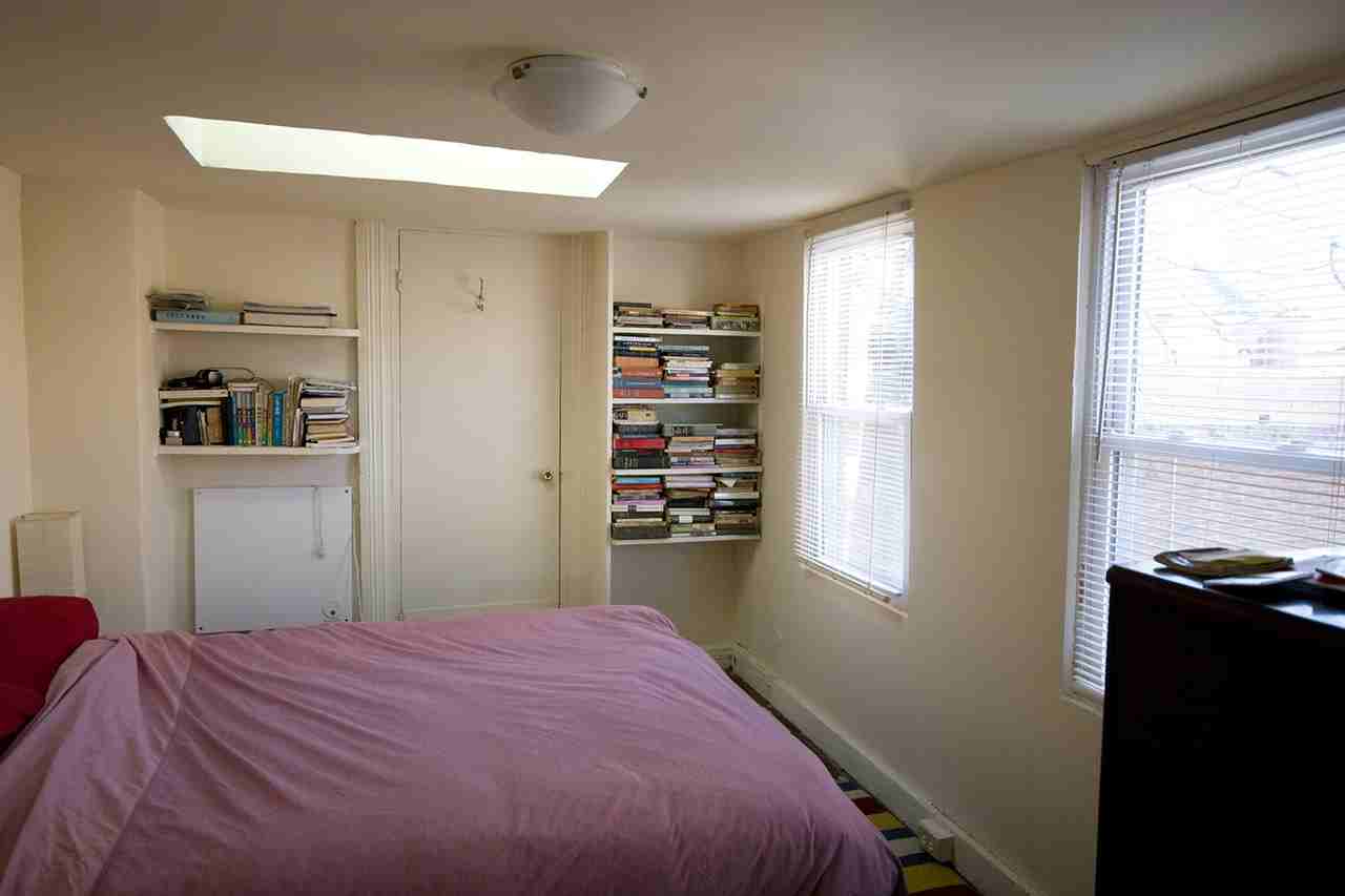 516 N Paca St - Photo 2 of 3