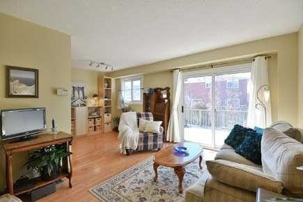 0 Martindale Crescent - Photo 2 of 10