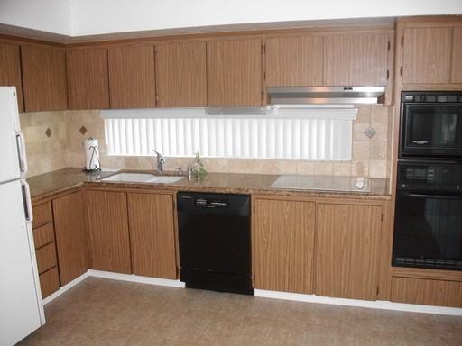 1730 Shady Creek Ct - Photo 3 of 8