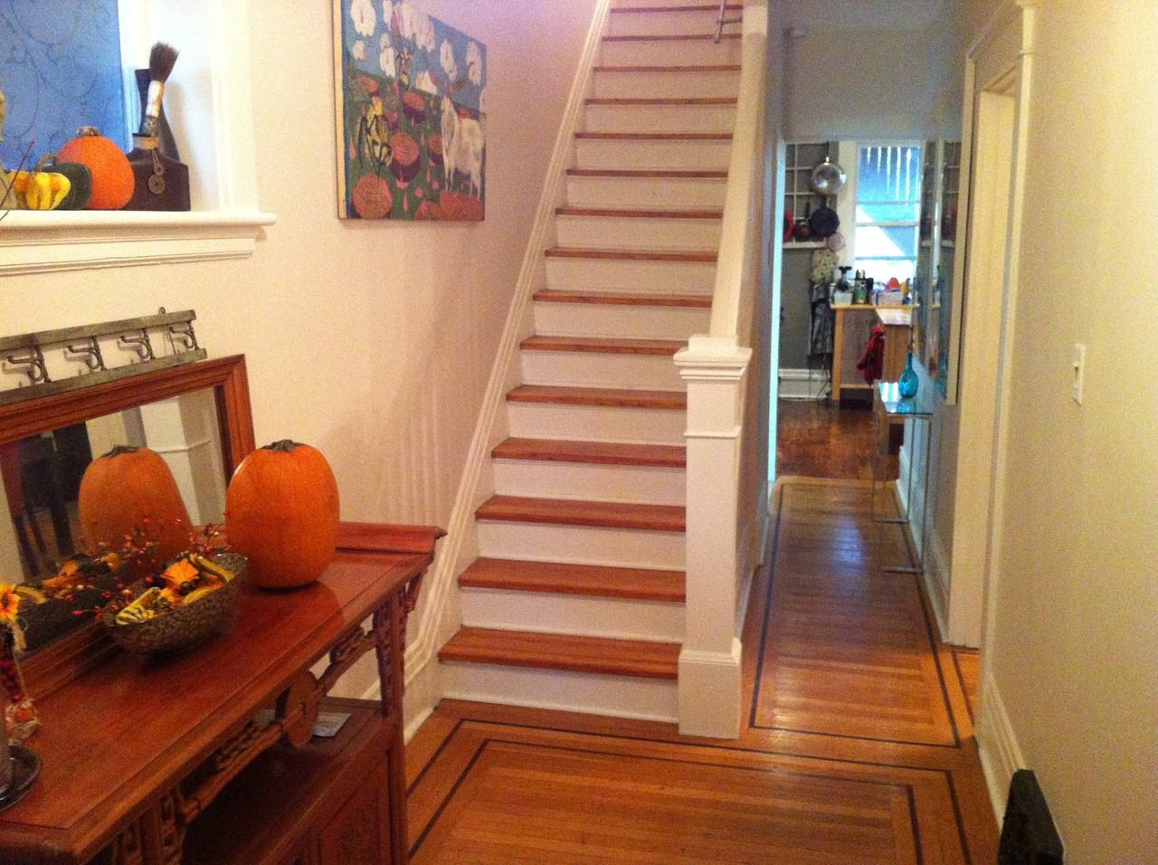 28 Pine St - Photo 3 of 15
