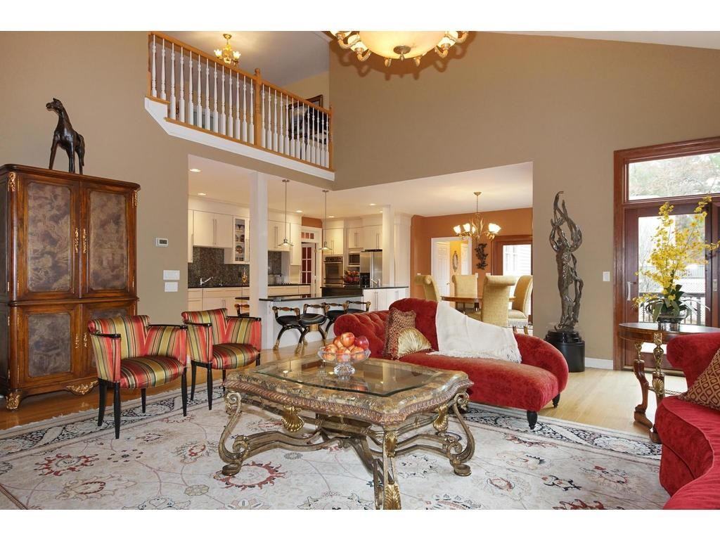 31 Eastmount Rd - Photo 3 of 19