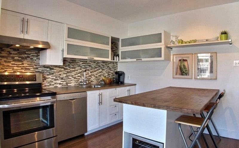 7567 6e Ave - Photo 2 of 7