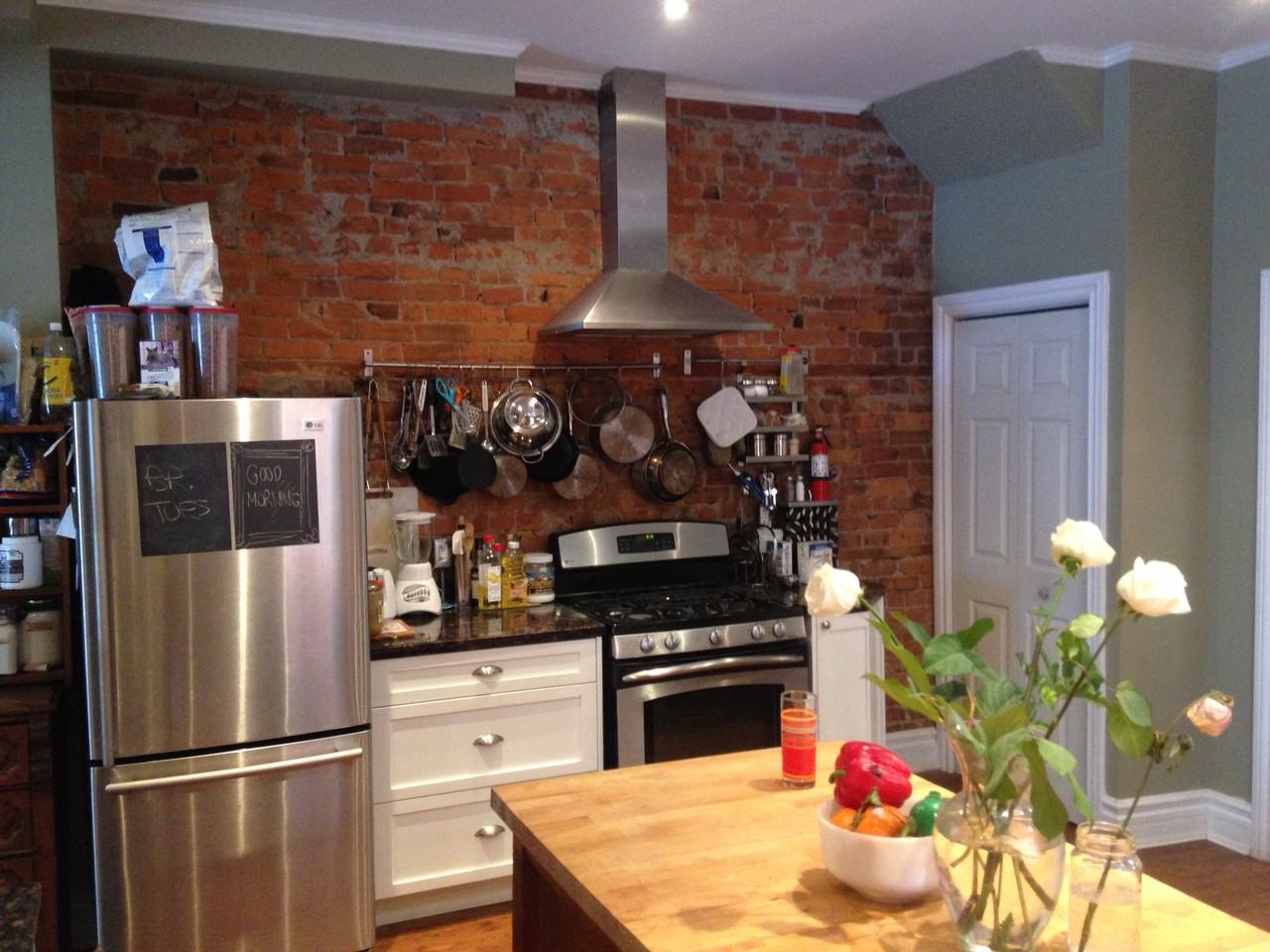 319 Bold St - Photo 2 of 6