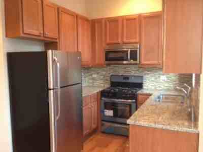 1406 W Superior St #3F - Photo 2 of 5