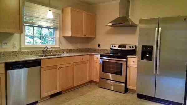 203 White Oak Dr - Photo 2 of 12