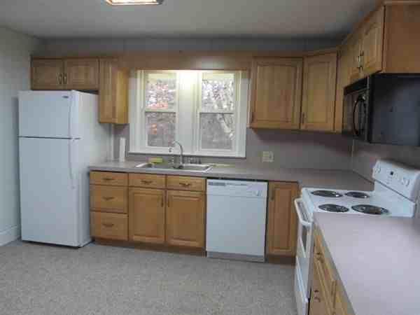 2351 N State Rd - Photo 3 of 12