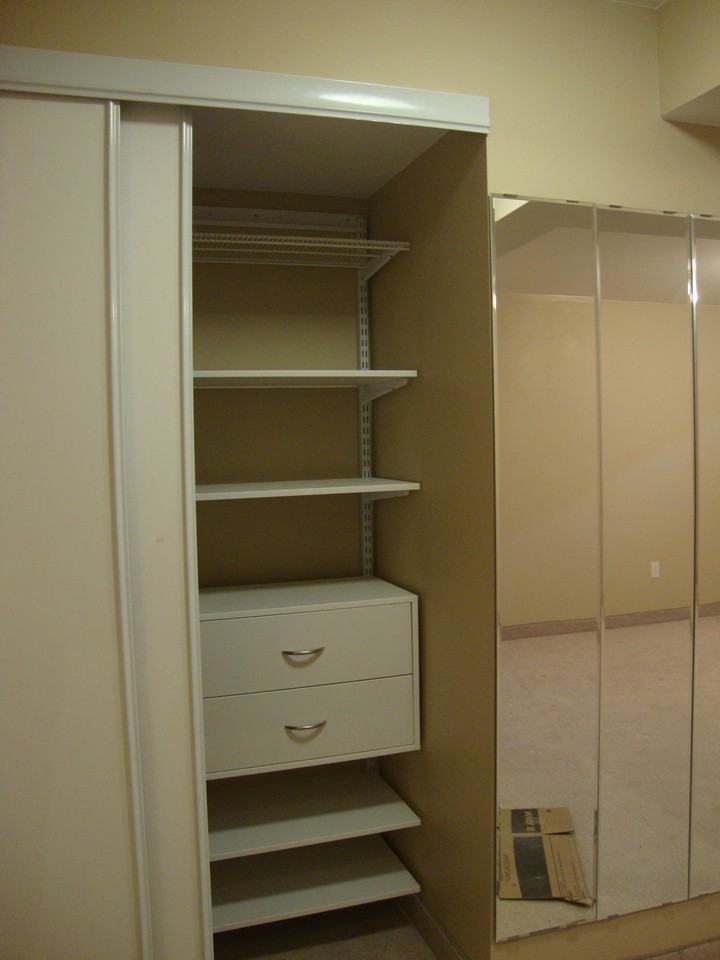 362 Gilpin Dr - Photo 3 of 5