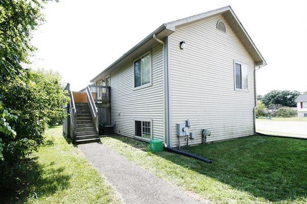 1215 Red Pine Way - Photo 2 of 13