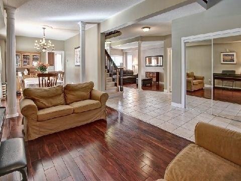 1414 Inuit Trail - Photo 2 of 10