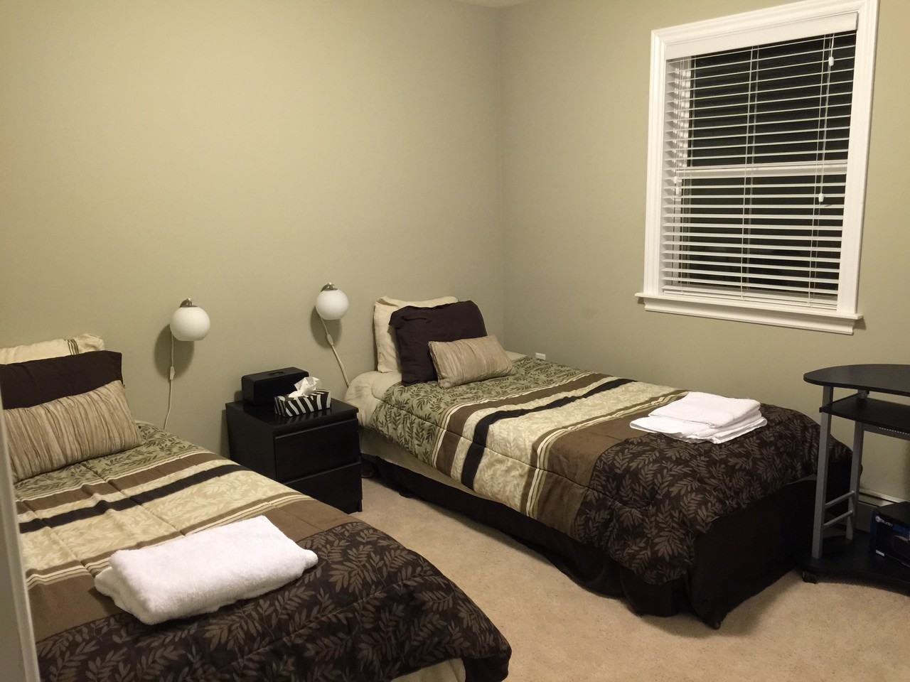 87 Canterbury Ln #2 - Photo 2 of 4