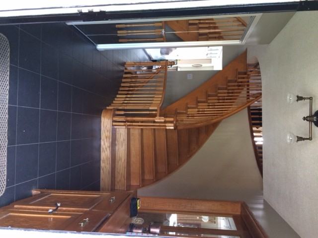 1258 Winterbourne Dr - Photo 2 of 10